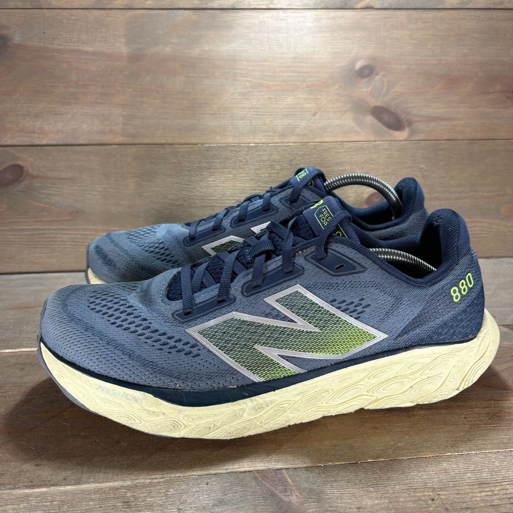 New Balance 880v14 Mens size 10.5 shoes blue Fresh Foam Running sneakers